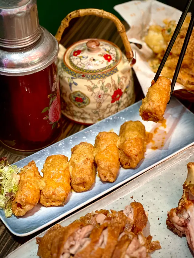 金沙鬼馬百花釀油條