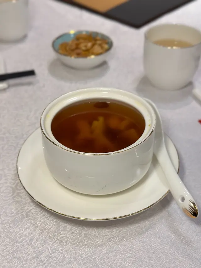 螺頭燉雞腳湯