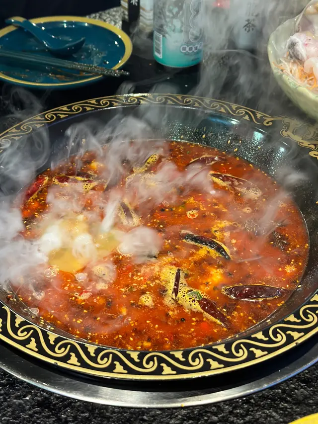 招牌麻甩魚片鍋