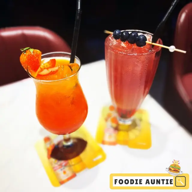 Sweet Melody & Berry Black