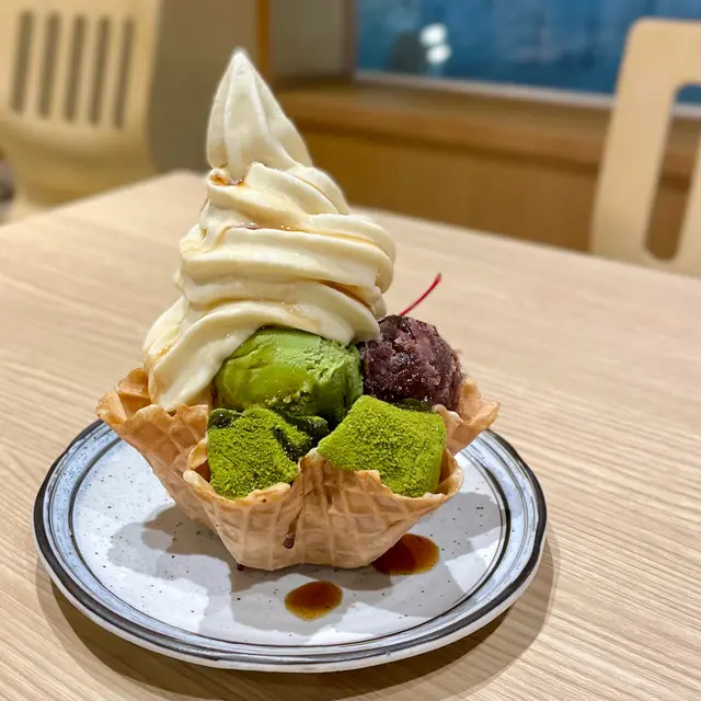 抹茶蕨餅新地