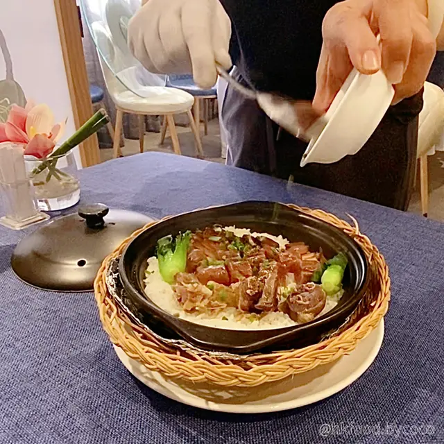 廣式臘味煲仔飯