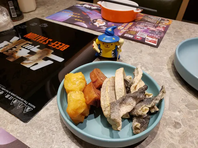 油條,午餐肉,芋頭,魚皮