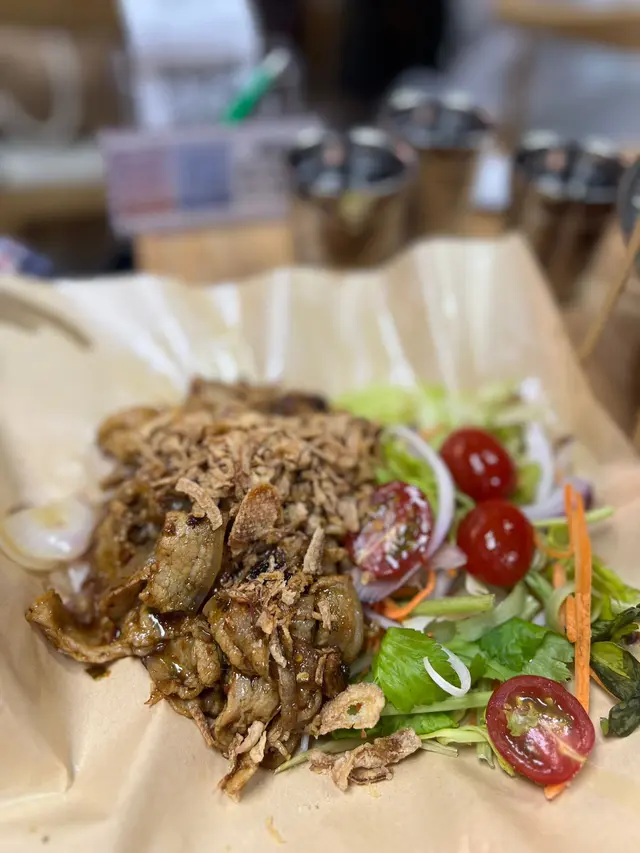 泰醬酸辣炒黑豚肉