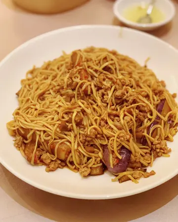 魚香茄子炆伊麵