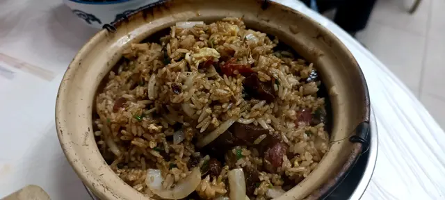 臘味煲仔飯