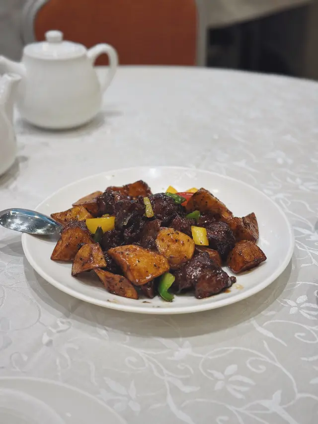 蜜椒薯角牛柳粒