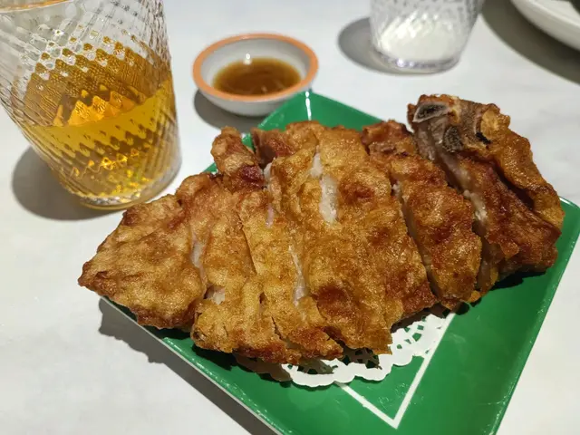 鎮店排骨(🐷豬扒)