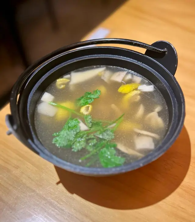 椰皇椰青雞湯