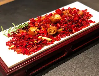 煙燻辣子通心鰻