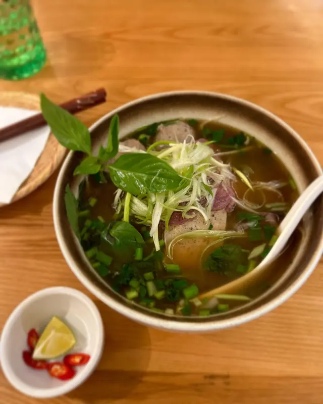 招牌牛肉三拼湯河粉