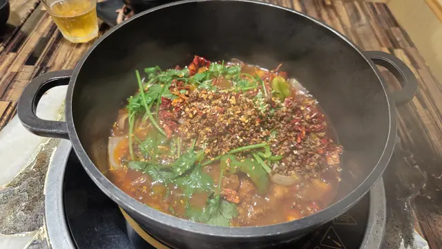 重慶麻辣雞煲