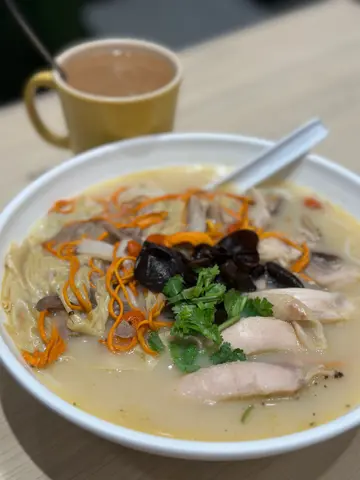 胡椒猪肚鸡米线