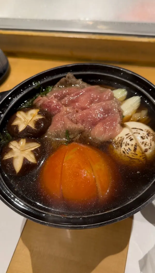 番茄和牛壽喜燒