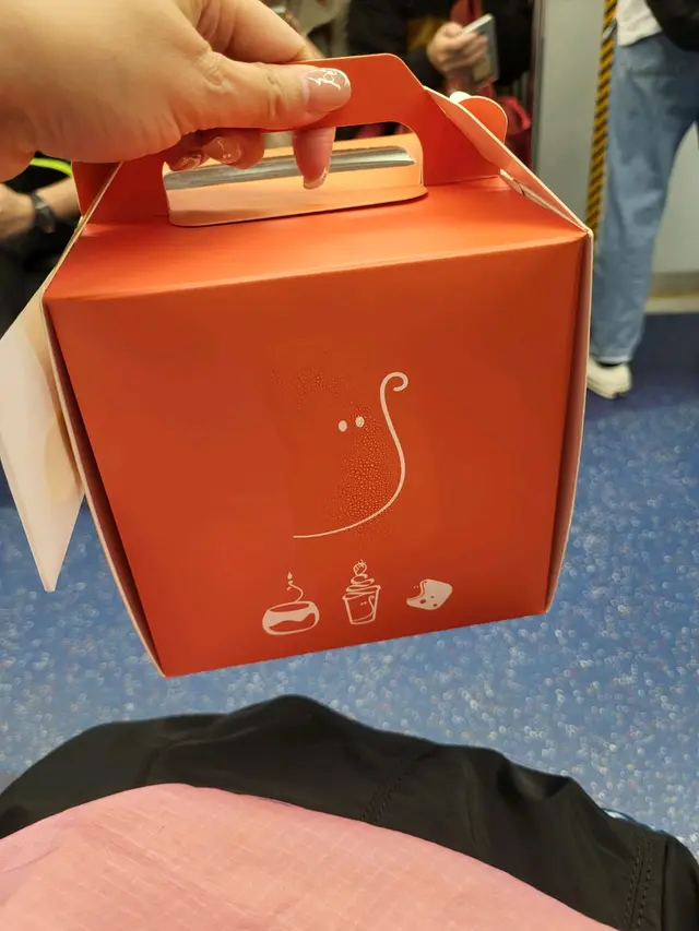 鮮芒果熱情果蛋糕