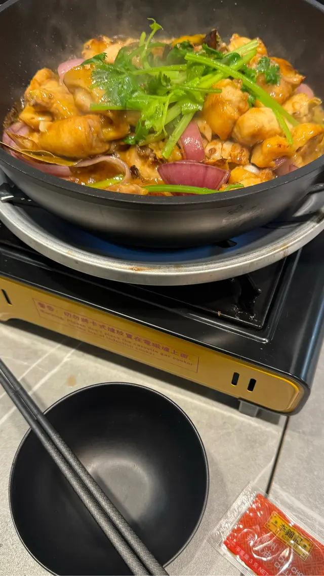 金朝雞煲