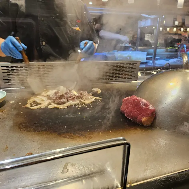 睇到廚師即叫即整野食