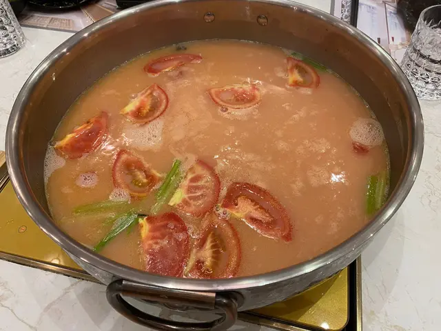蕃茄濃湯海鮮鍋