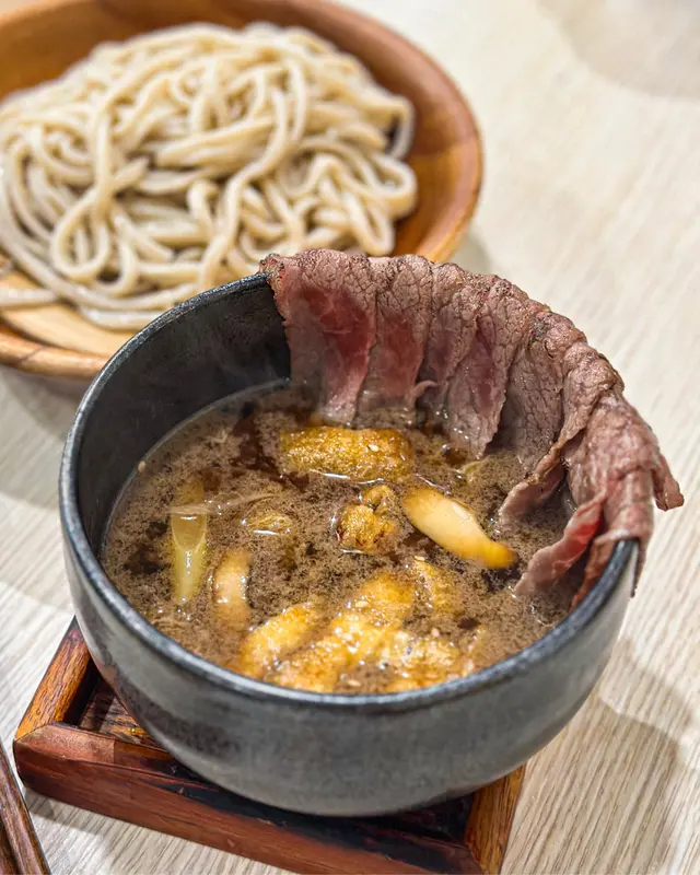 火炙牛肉壽喜燒汁烏冬