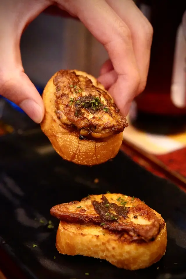 黑松露鵝肝多士