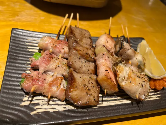 正常發揮，不錯。個人比較推薦燒豬腩肉，有肉汁，口感有啲爽爽地。