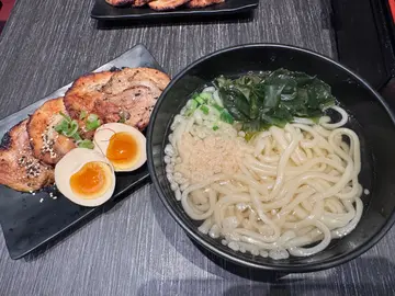 温泉蛋义烧乌冬