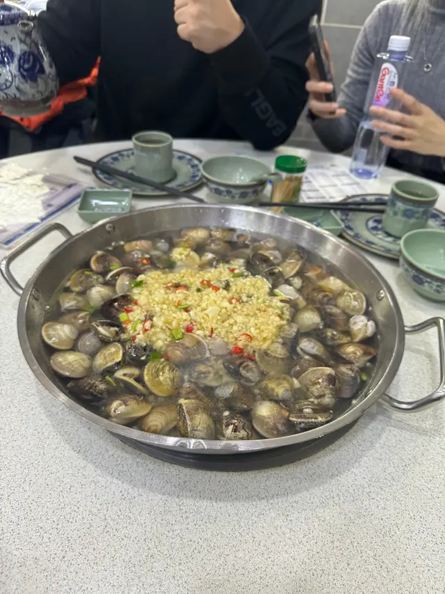 啲蜆勁多沙，湯底偏淡。