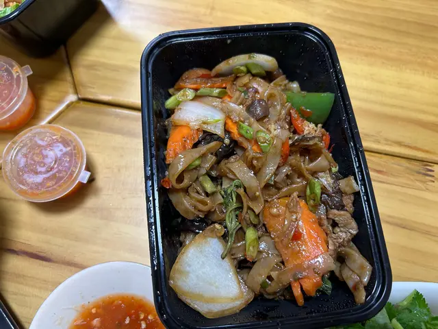 香葉炒牛河