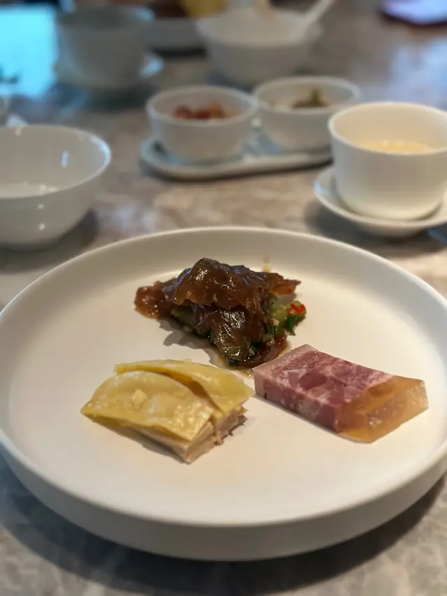 醉雞件, 海蜇拍青瓜, 鎮江肴肉