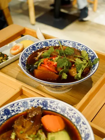 红烧牛肉牛筋汤面
