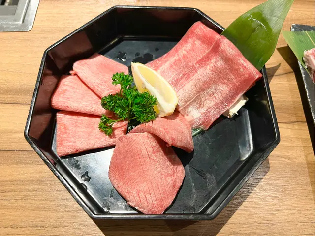 超名物!和牛牛舌盛合