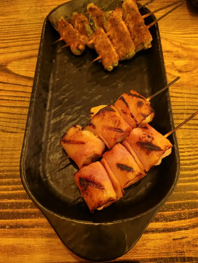 腩肉露荀卷,煙肉荔枝卷