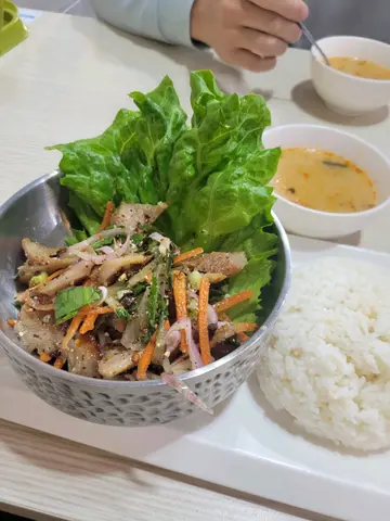 清邁豬頸肉飯