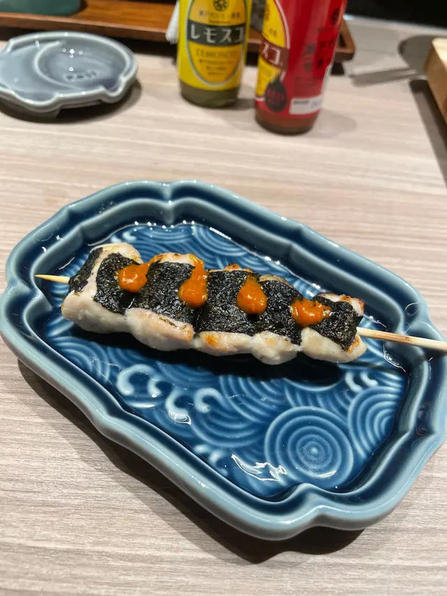 紫菜卷雞柳配海膽醬