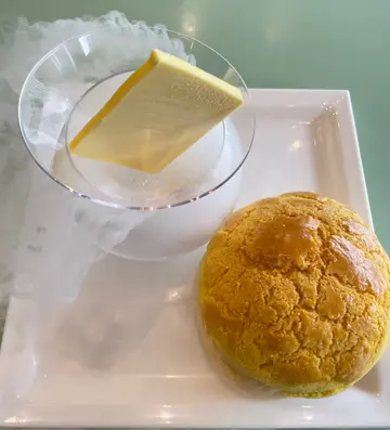 菠萝油