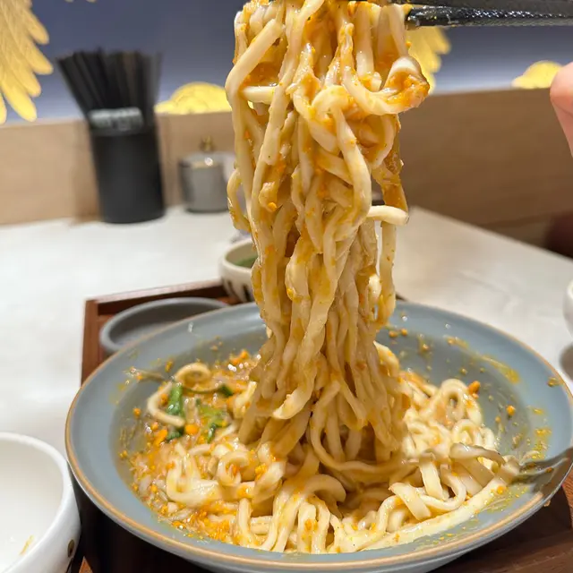 好多蟹肉蟹黃，麵條好煙韌😍