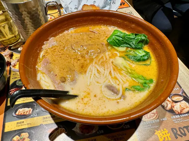 沙嗲牛肩胛米線