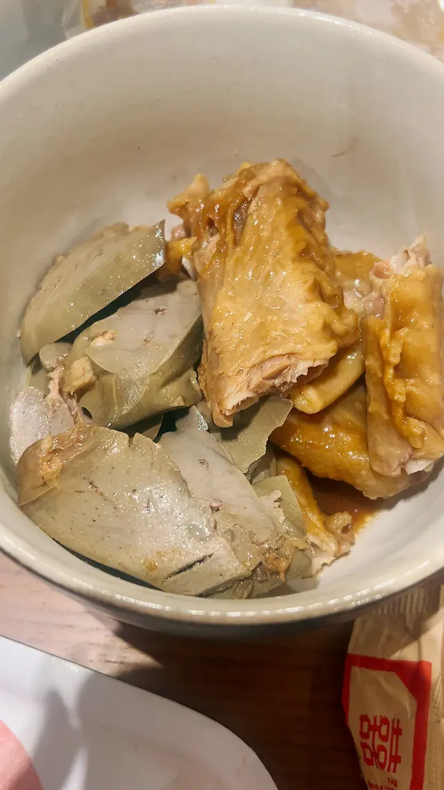 外賣滷水鵝肝，鵝中翼