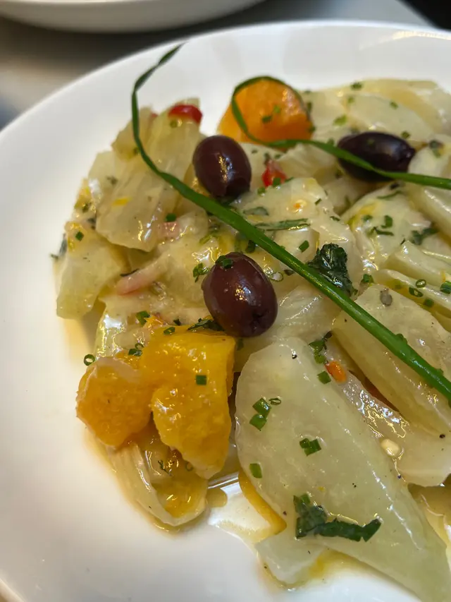 茴香橙沙律非常推介,估唔到咁好食