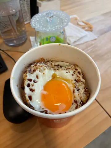 焦蜜叉烧菜饭