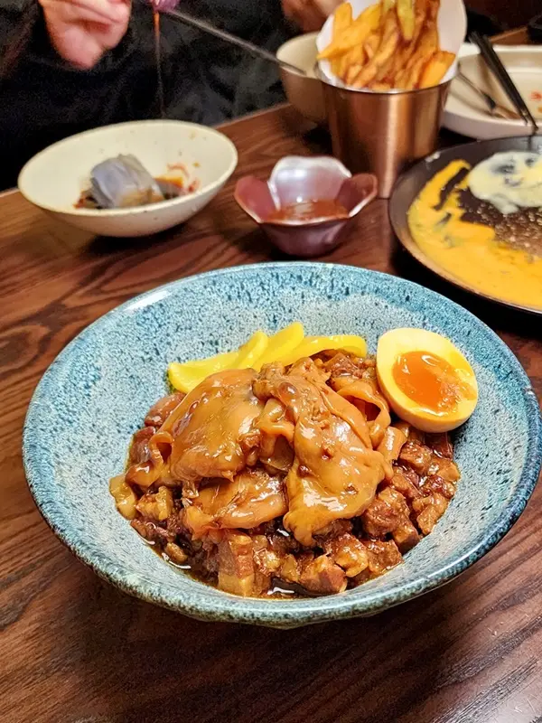 花膠魯肉飯