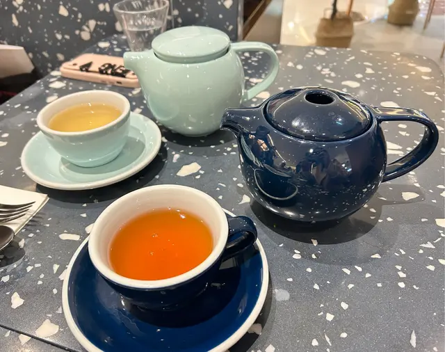 玫瑰綠茶及英式早餐茶