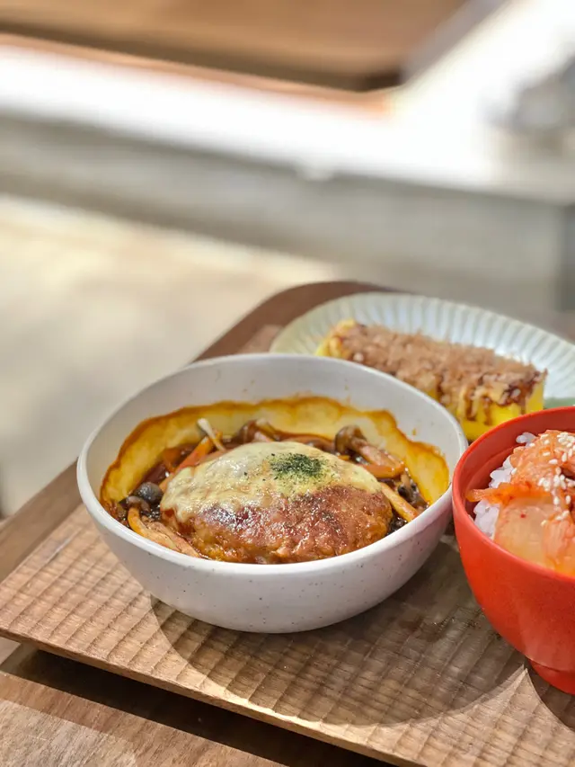 醬烤起司蘑菇漢堡