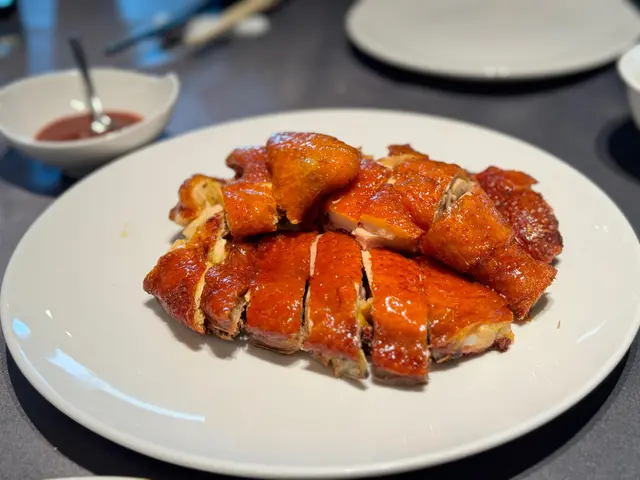 南乳味不夠,外皮也不夠脆