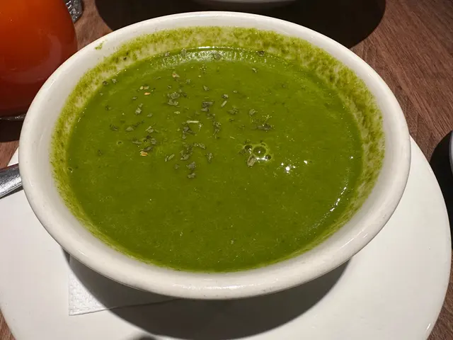 南瓜菠菜忌廉湯