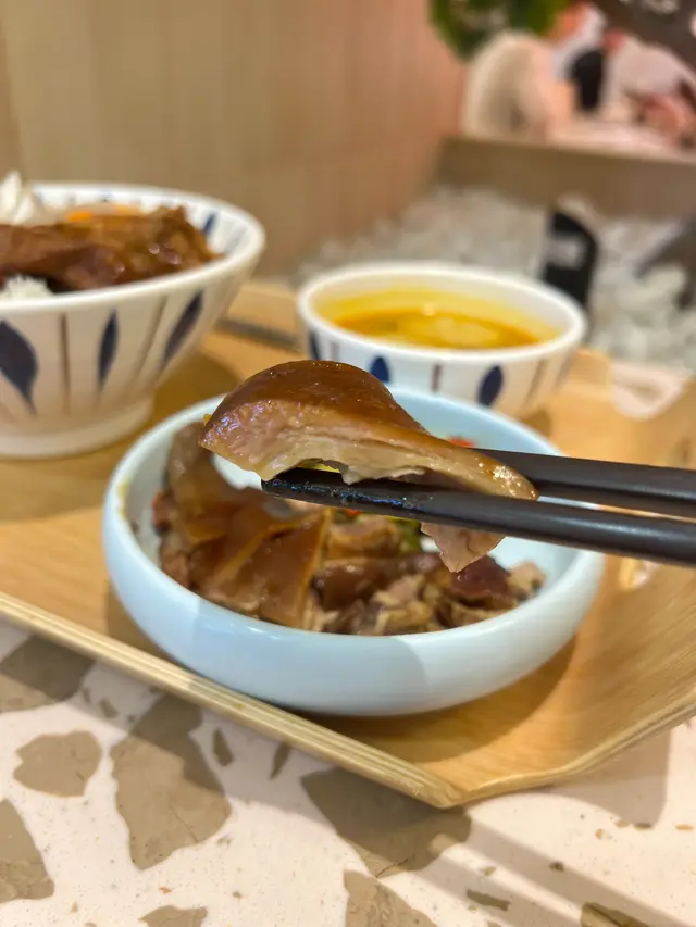 阿嫲無骨豬手便當