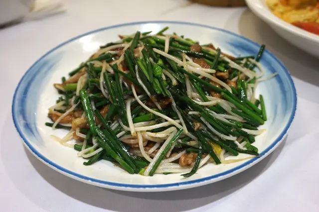七彩炒鴨絲