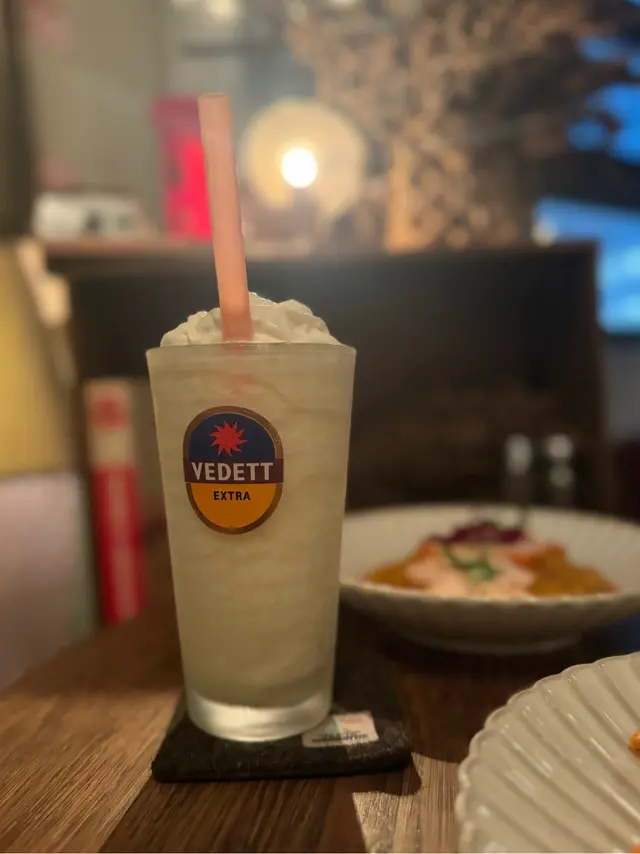 菠蘿青檸忌廉沙冰