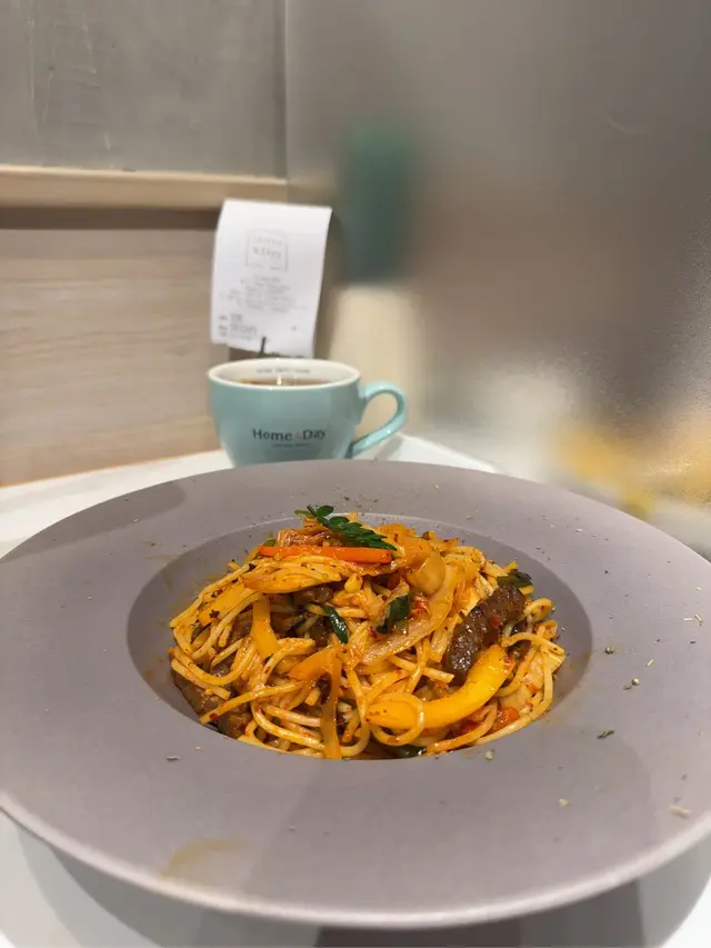 而據我同事說味道可以😌的，但略嫌overcook意粉太淋，