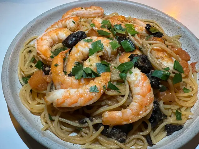 大澳鹹魚茄香蝦意粉